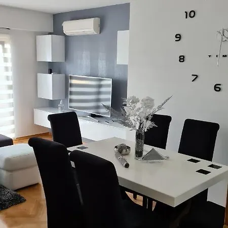 Apartmani Marcetic Slavonski Brod Extérieur photo