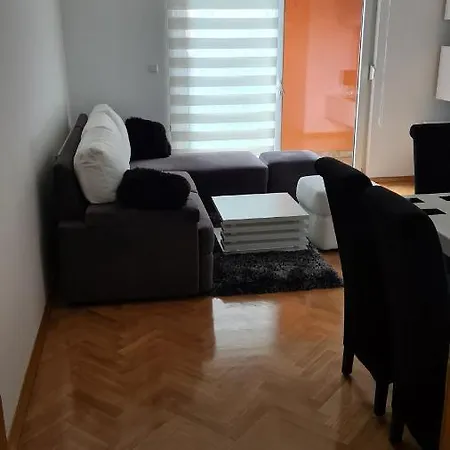 Apartmani Marcetic Slavonski Brod Extérieur photo